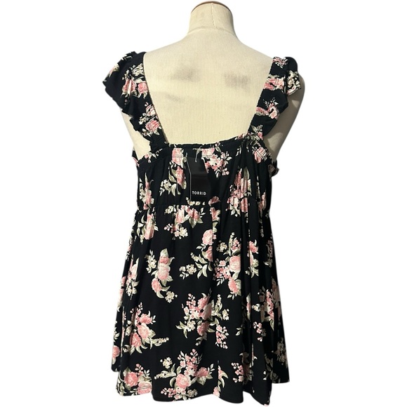 Torrid Babydoll Super Soft Slub Ruffle Shoulder Tank Top NWT Black Floral Sz 0X - Picture 3 of 3